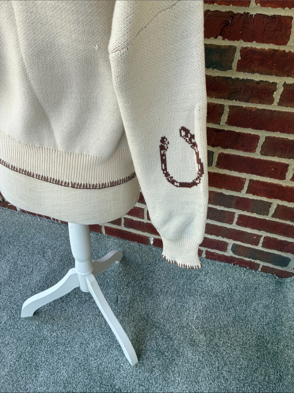 Women’ Western Whipstitched Cream Sweater - Picture 9 of 13